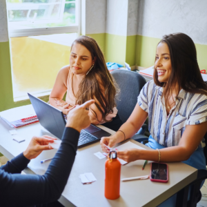 Oposiciones de Secundaria en Madrid: Guías y Recursos